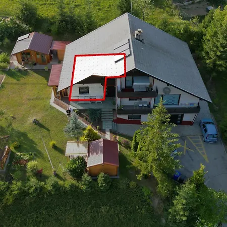 Lookout In The Heart Of Slovenia Appartement *