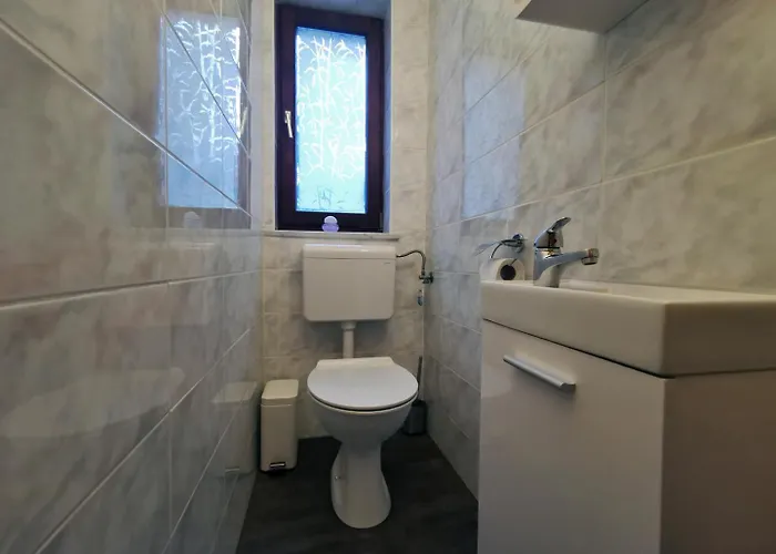 Lookout In The Heart Of Slovenia Appartement Rovte