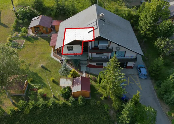 Lookout In The Heart Of Slovenia Appartement *